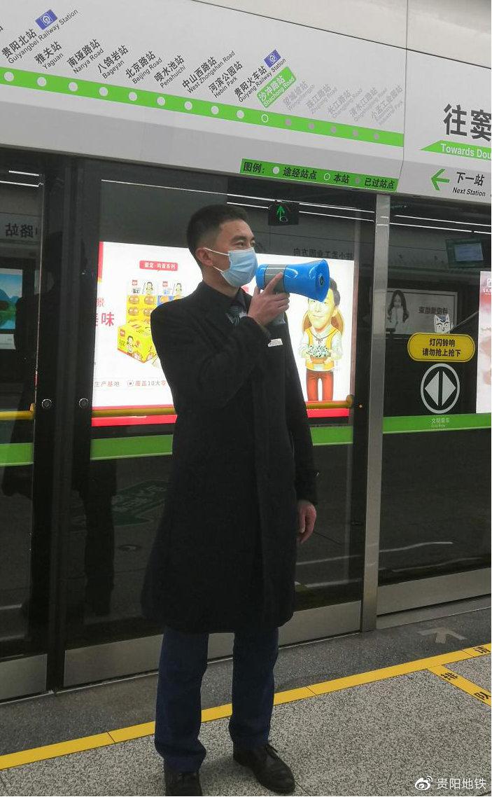 坚守岗位的王凯