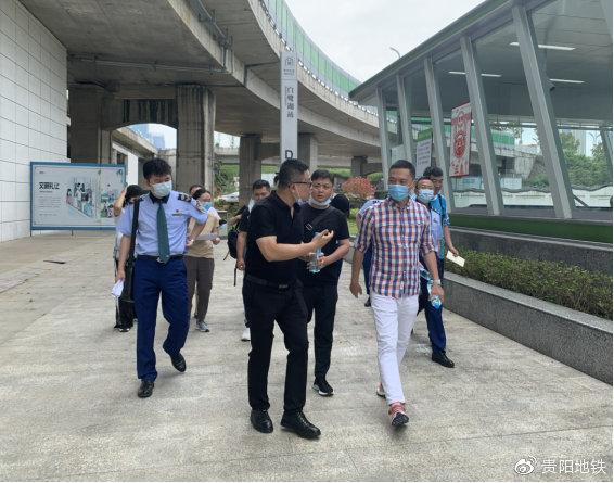 运营服务组对白鹭湖站开展全国文明城市整改攻坚专项检查