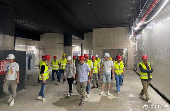 建设分公司工程党支部在兴筑西路站开展安全隐患大排查