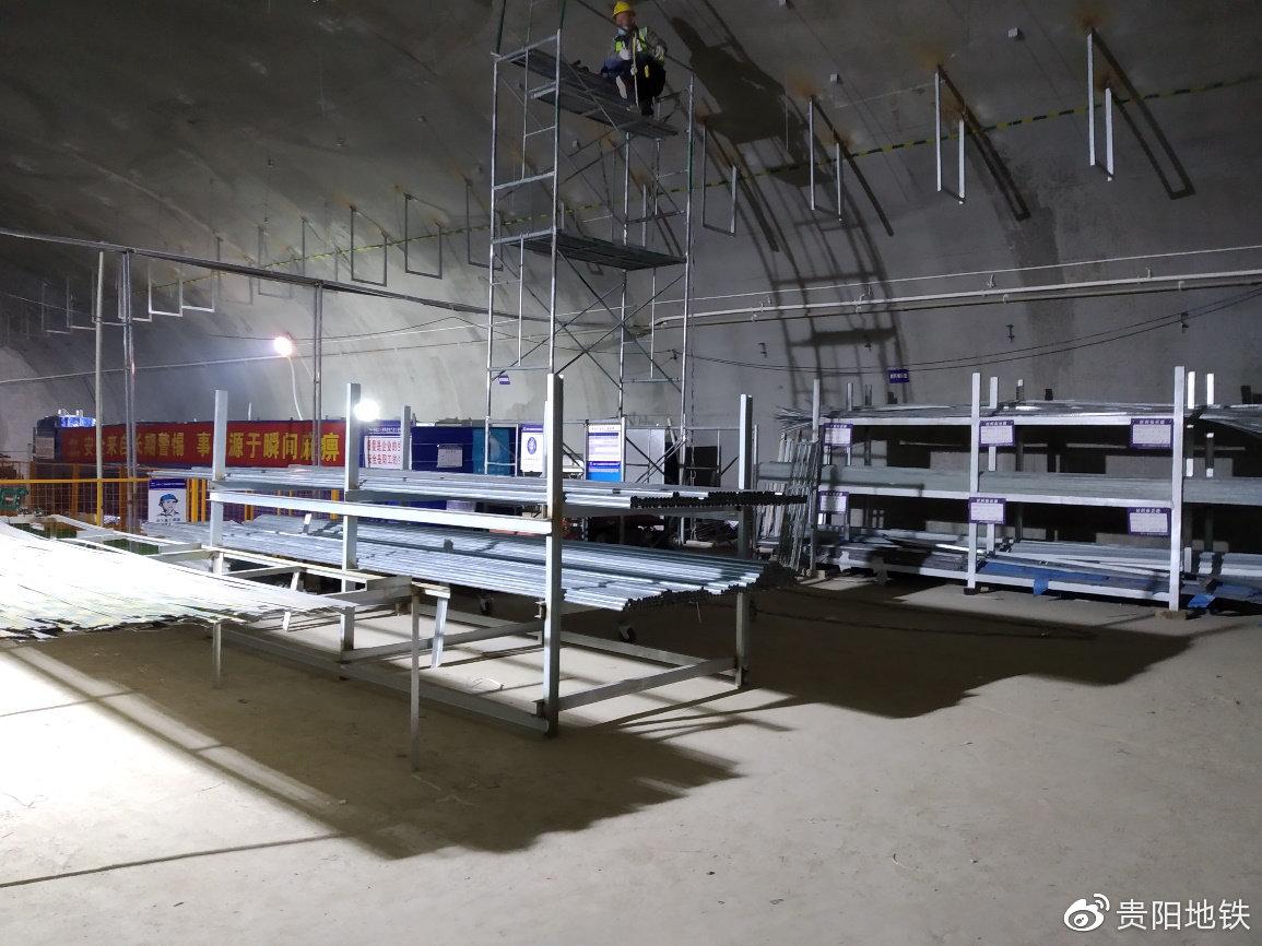 省医站机电专业材料堆放